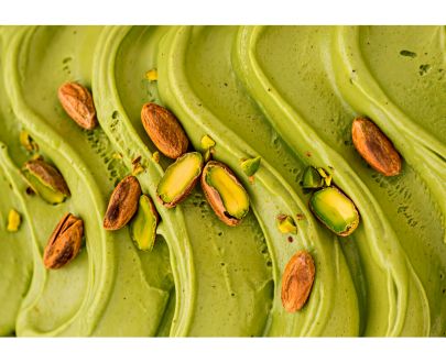 pistachio spread with grilled pistachios